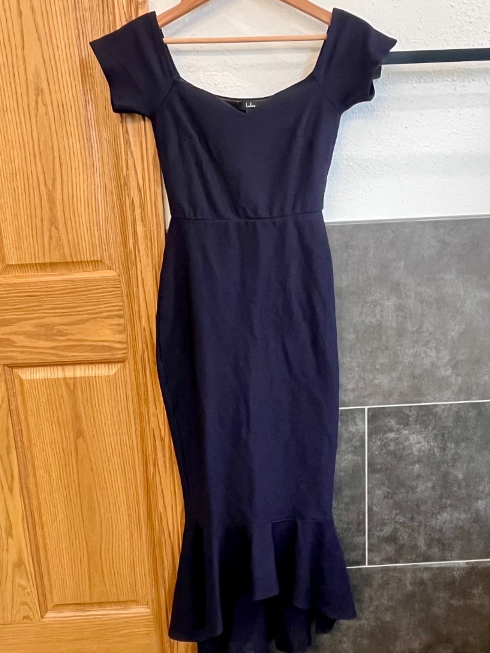 Lulu’s How Much I Care Midnight Navy Blue Off-the-Shoulder Midi Dress Small - Picture 5 of 10